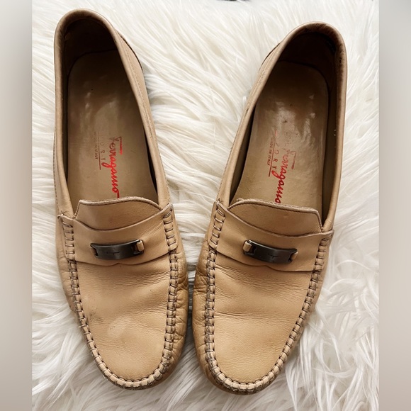 Salvatore Ferragamo | Tan Gancini Loafers - Picture 1 of 9